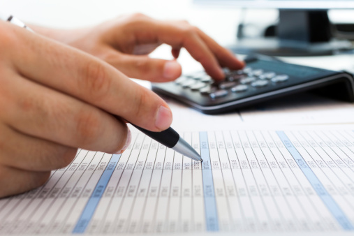 ThinkstockPhotos-481195925 tax season