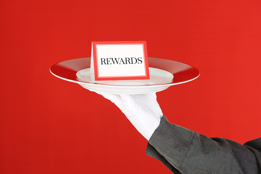 ThinkstockPhotos-498280547 loyalty cards