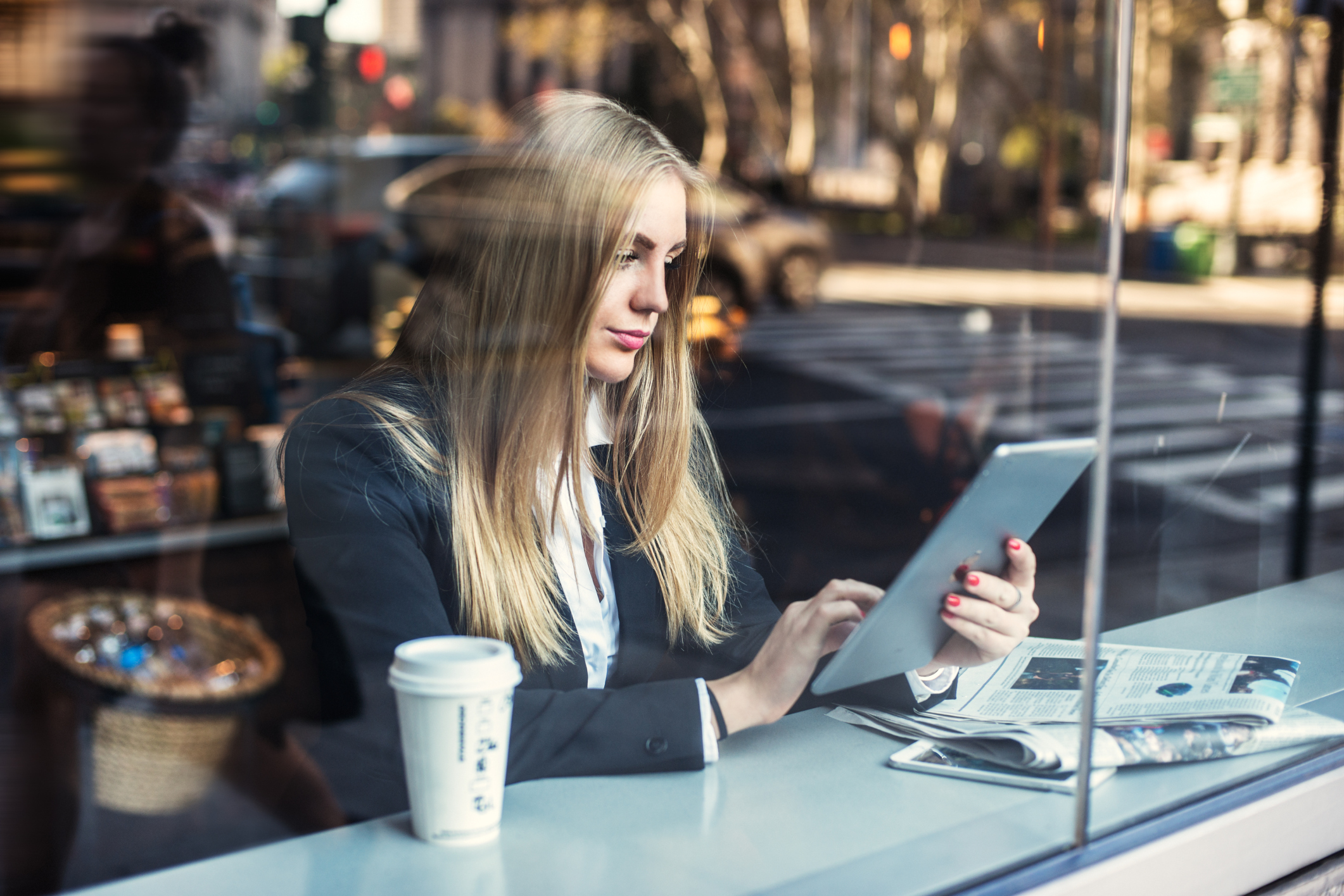 ThinkstockPhotos-494127740 reading list