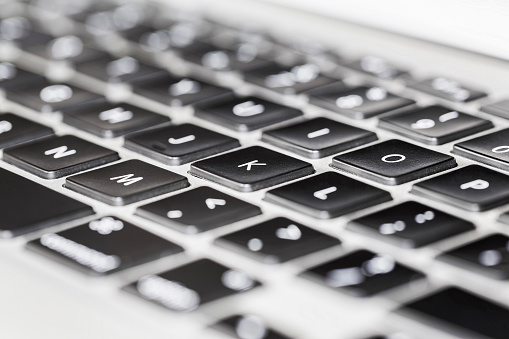 thinkstockphotos-476347764 keyboard