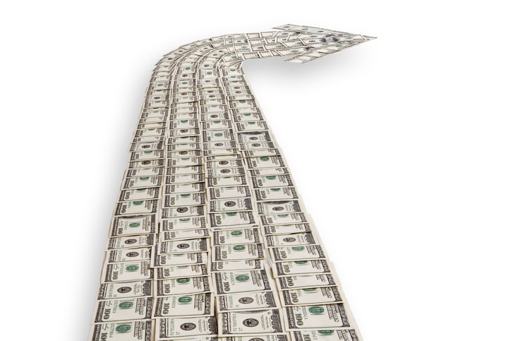 ThinkstockPhotos-100294489-min cash