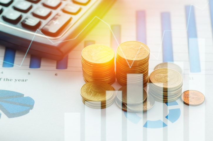 ThinkstockPhotos-874364844-min loan
