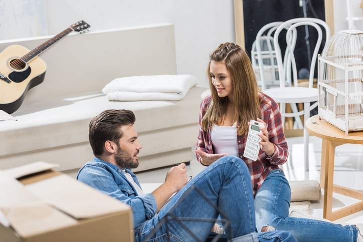 millennials in new home ThinkstockPhotos-903658386 (002)-min millennials