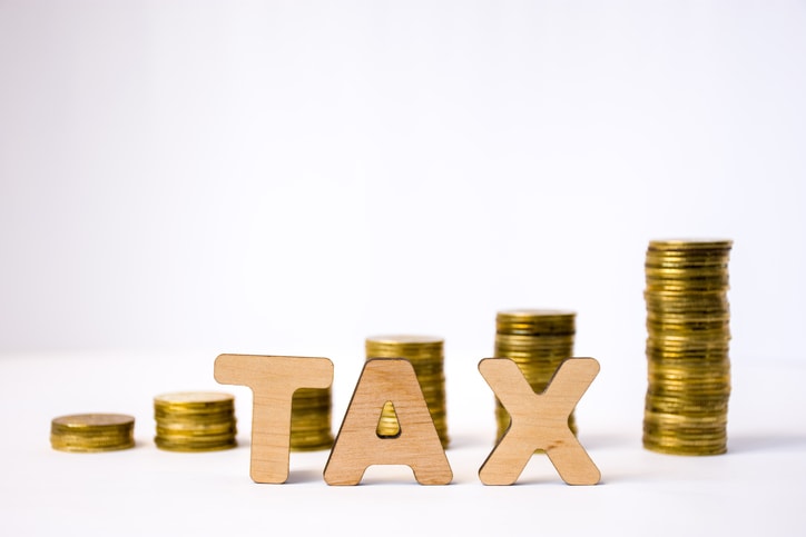 ThinkstockPhotos-928822270-min tax