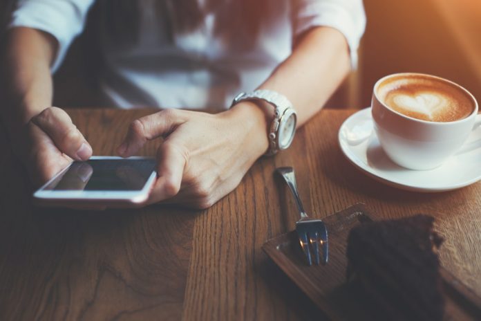 shutterstock_524151790-min mobile