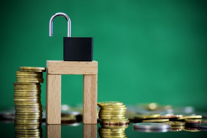 shutterstock_577332415-min investors