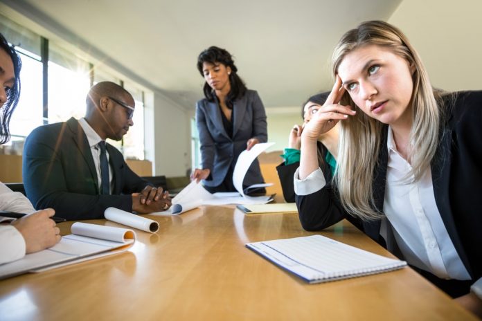 shutterstock_615183095-min disengaged employees