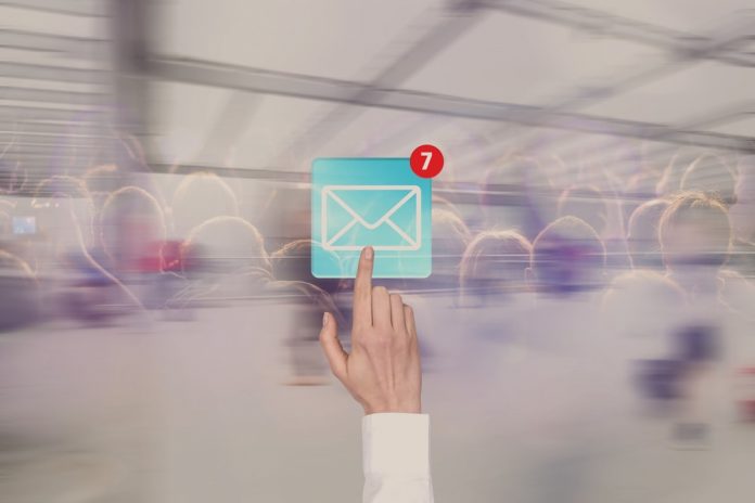 shutterstock_504270307-min email subject