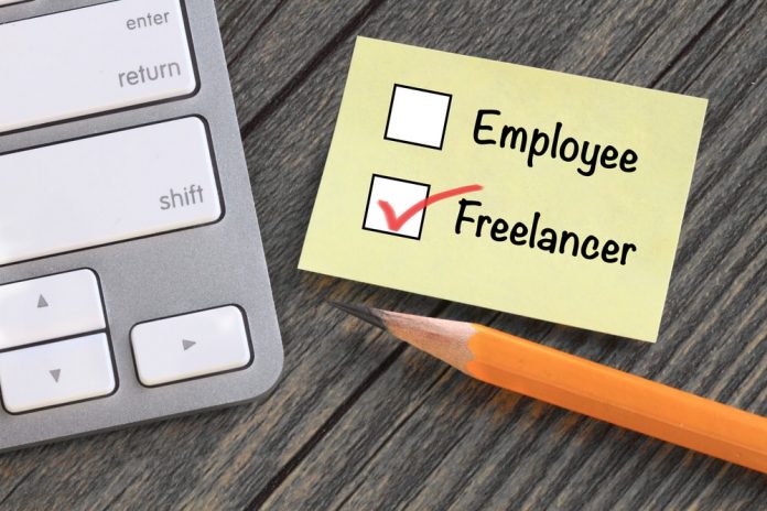 shutterstock_316046303-min employee