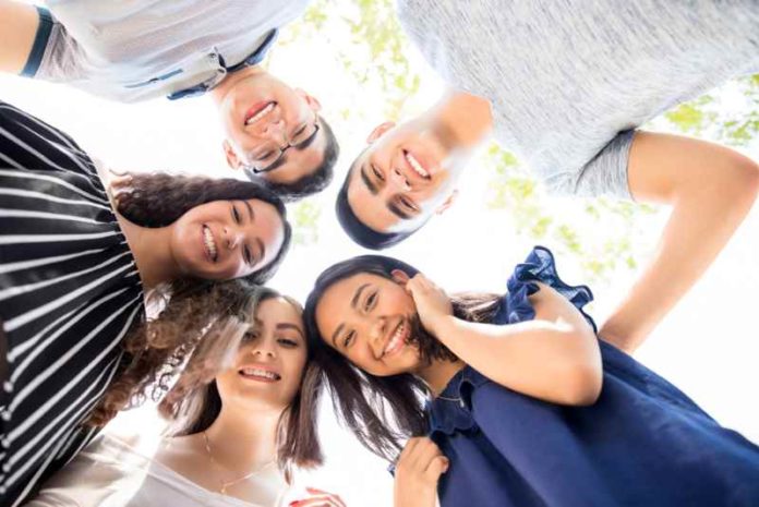 shutterstock_1154420149 (1) Gen Z