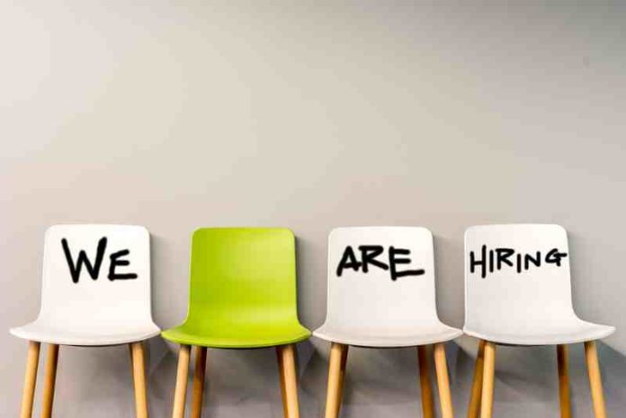 shutterstock_454219495 (1) hiring