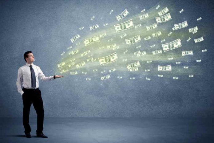 shutterstock_729616609 (1) cash flow