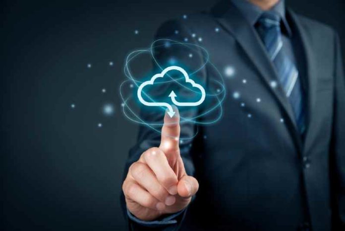 shutterstock_586520003 (1) cloud