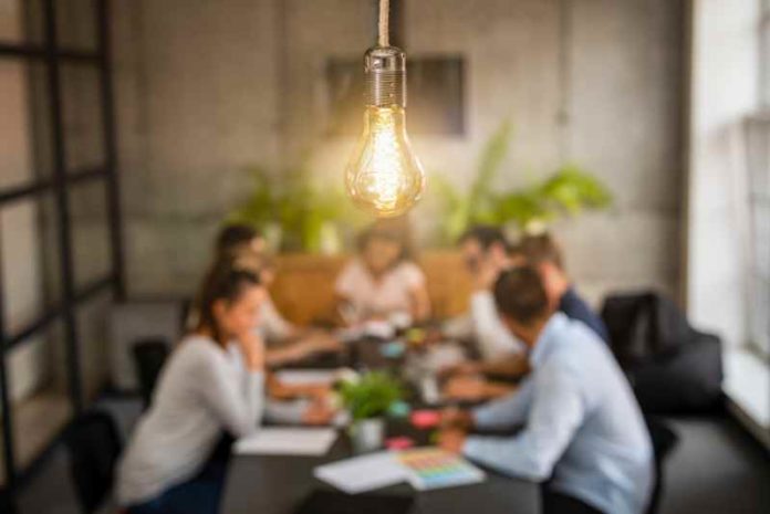 shutterstock_1150302644 (1) business