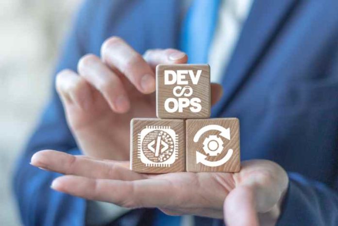 shutterstock_1410232532 (1) devops