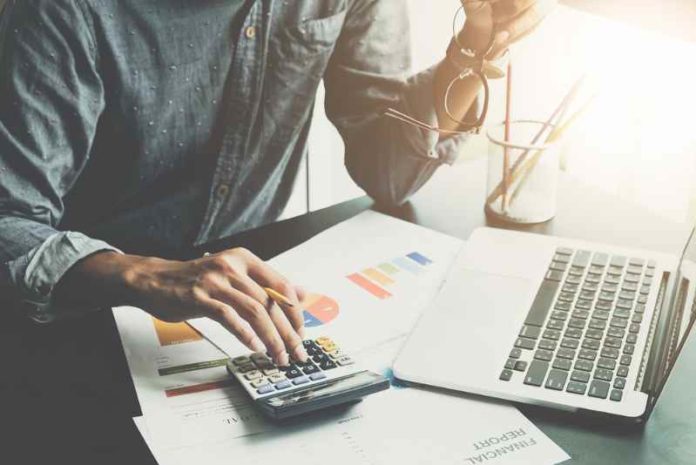 shutterstock_741507991 (1) expenses
