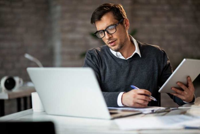 shutterstock_1350370946 (1) business