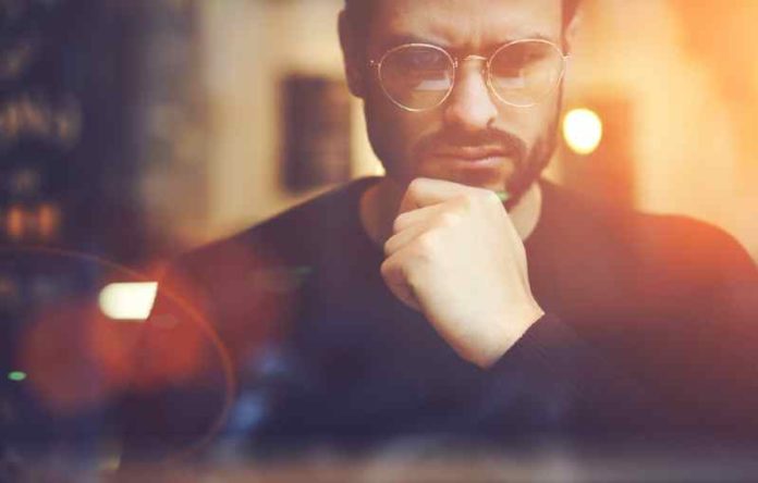 shutterstock_683296708 (1) thinking