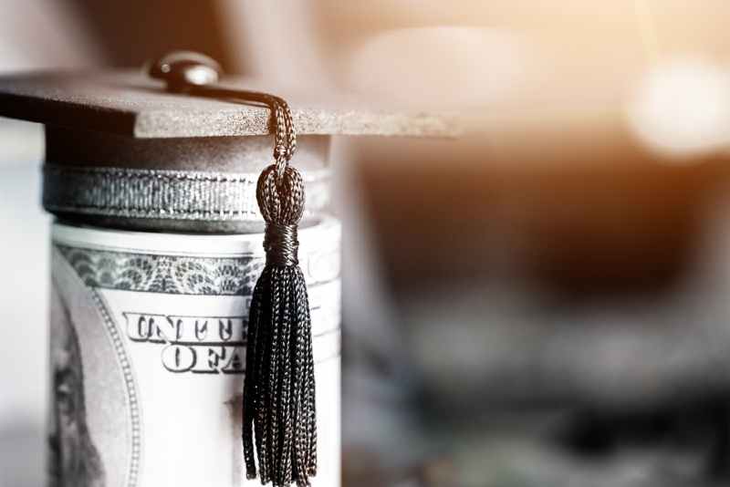 shutterstock_1060485977 (1) college
