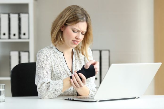 shutterstock_788465191 workplace