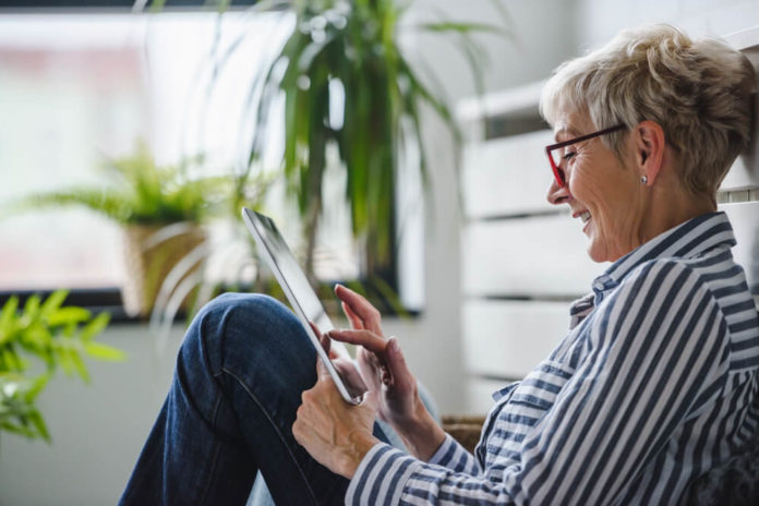 shutterstock_1492696199 (1) elderly