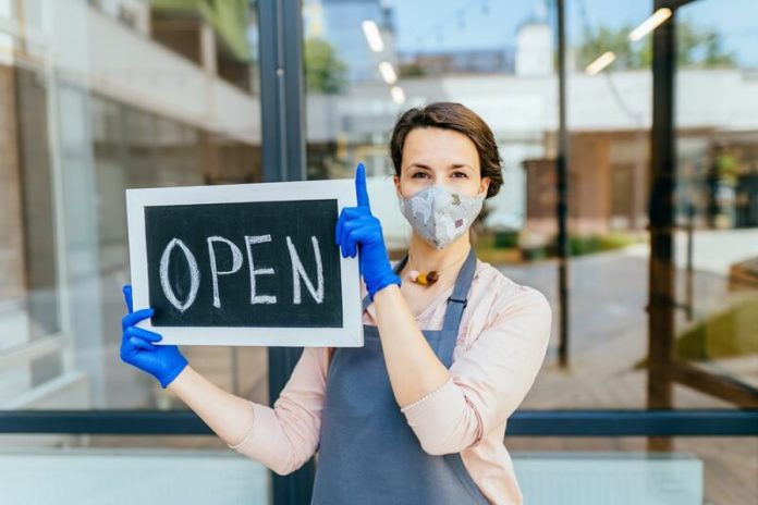 shutterstock_1763471189 (1) retail