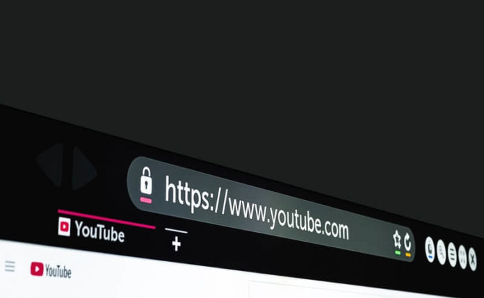 shutterstock_1935272336 (1) YouTube
